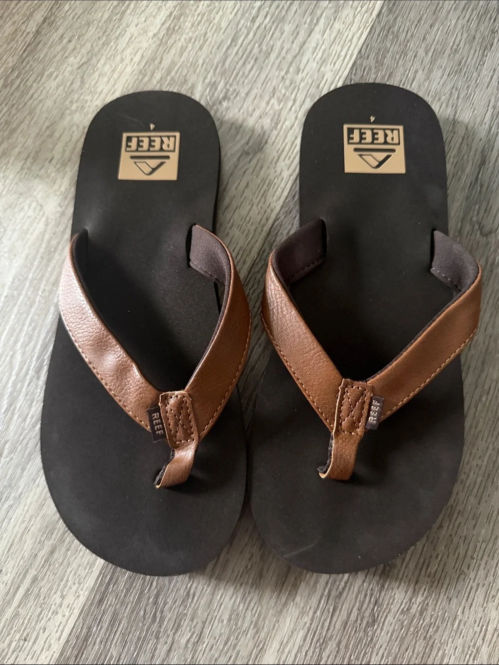 Reef Kids Brown and Black Leather-Look Flip Flops